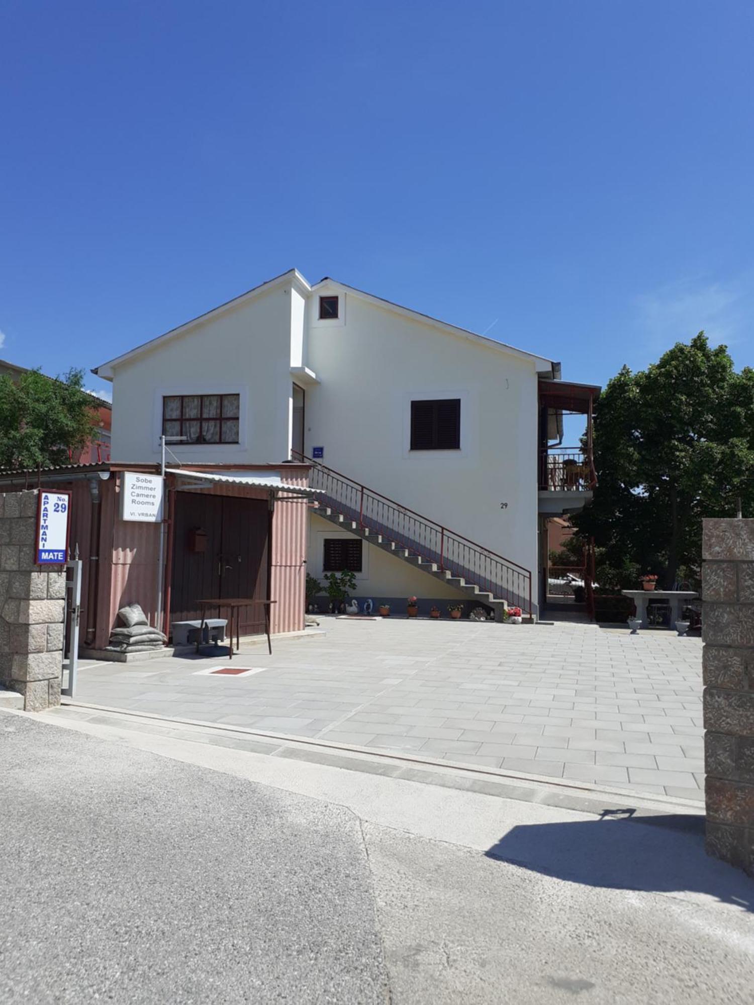 Apartment Mate Vrban Karlobag
